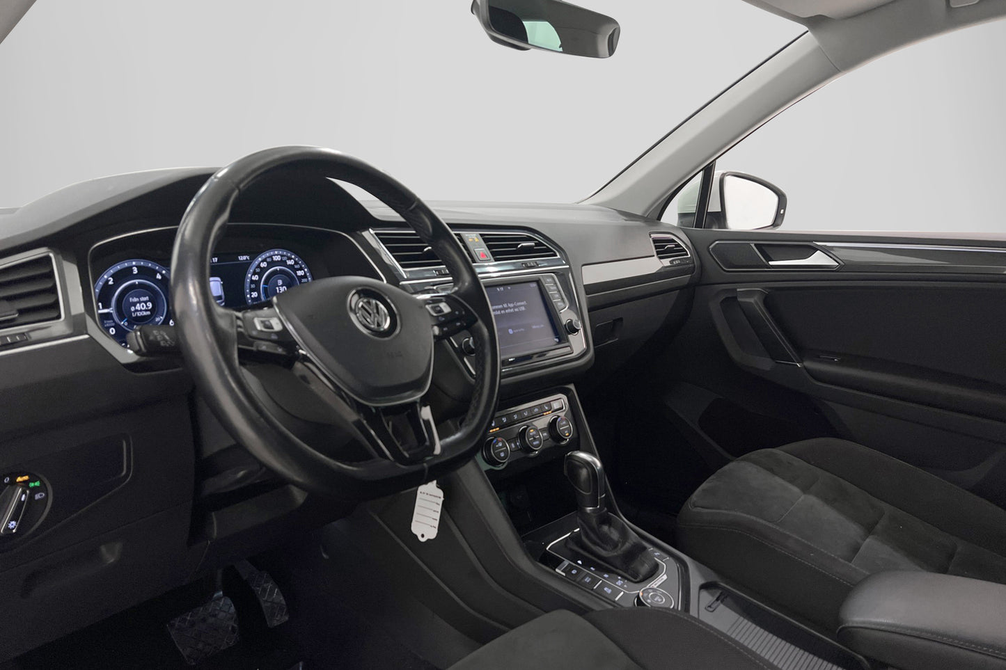 Volkswagen Tiguan 2.0 190hk 4Motion D-värm Cockpit B-kamera