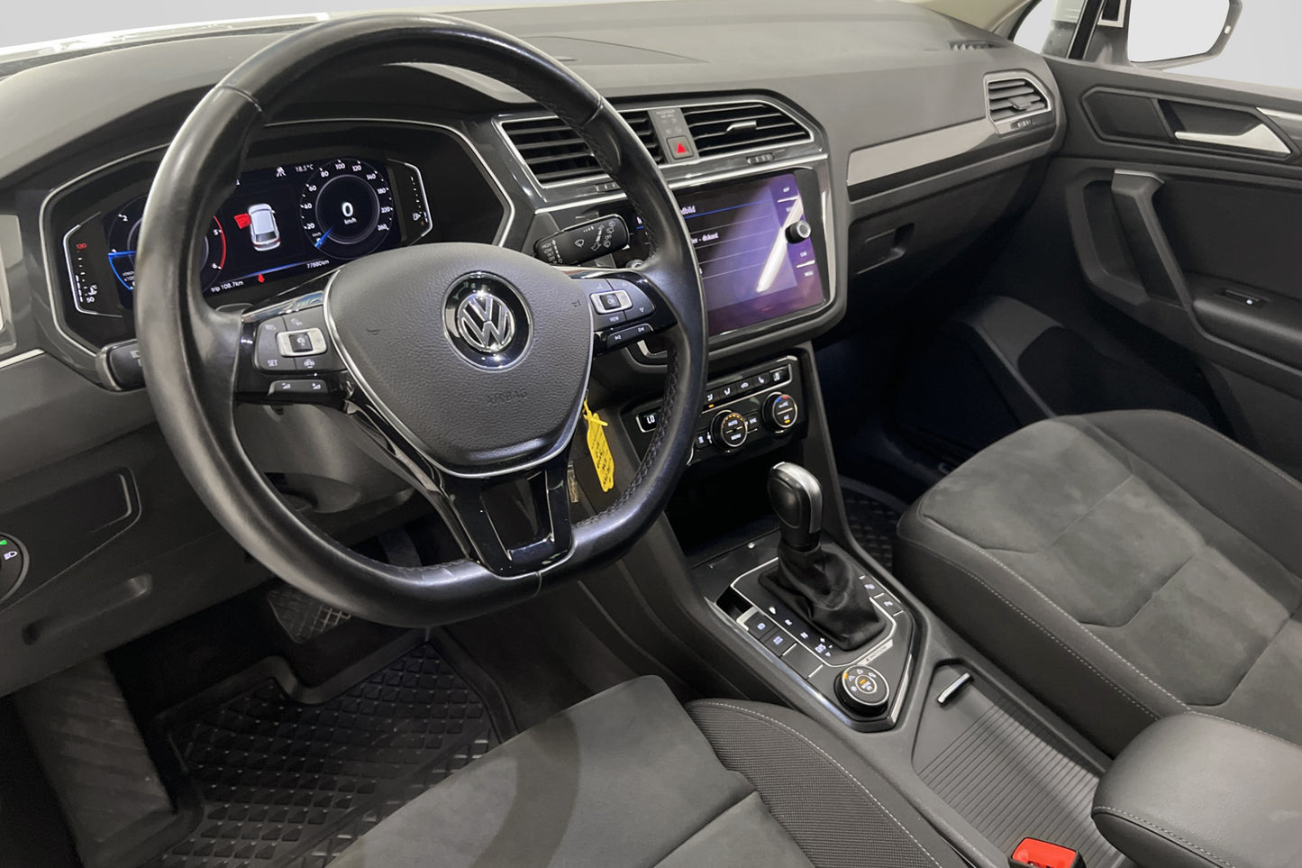 Volkswagen Tiguan 2.0 TDI 190hk 4M Cockpit D-Värm B-Kamera