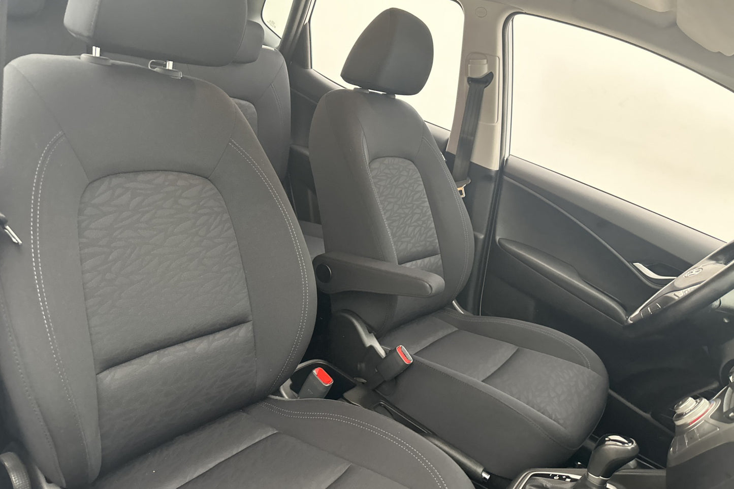 Hyundai ix20 1.6 125hk Comfort Kamera Rattvärme Välservad