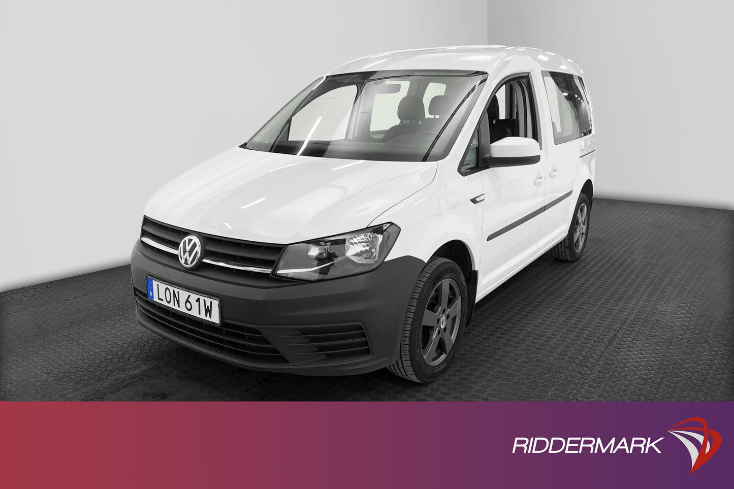 Volkswagen Caddy Life 2.0TDI Värmare Dragkrok PDC Moms