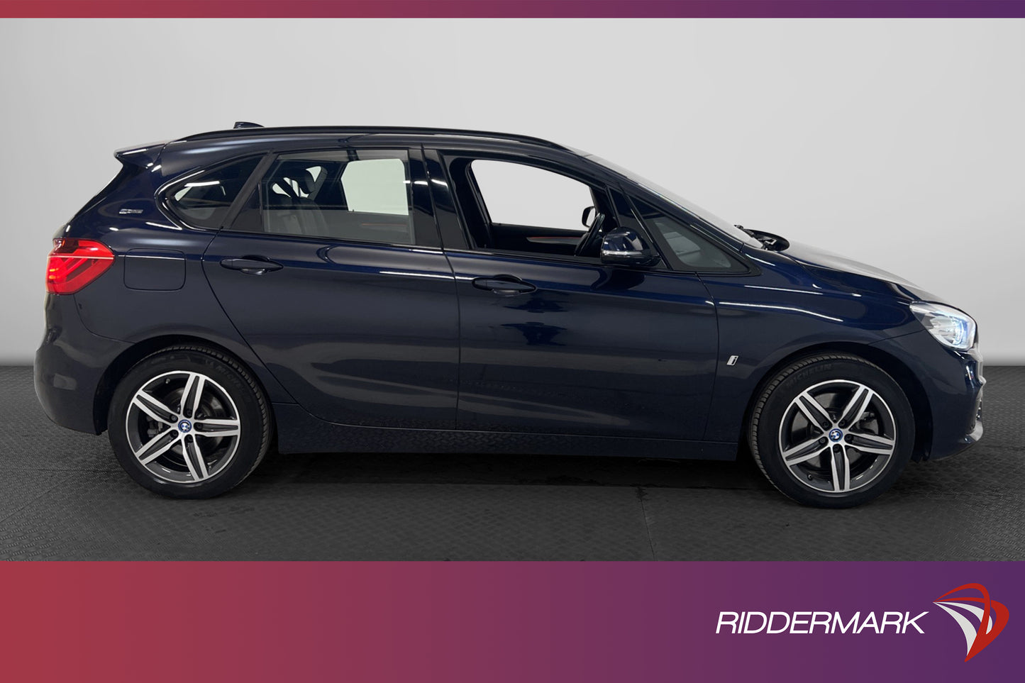 BMW 225xe Active Tourer 224hk Sport line Backkamera Skinn