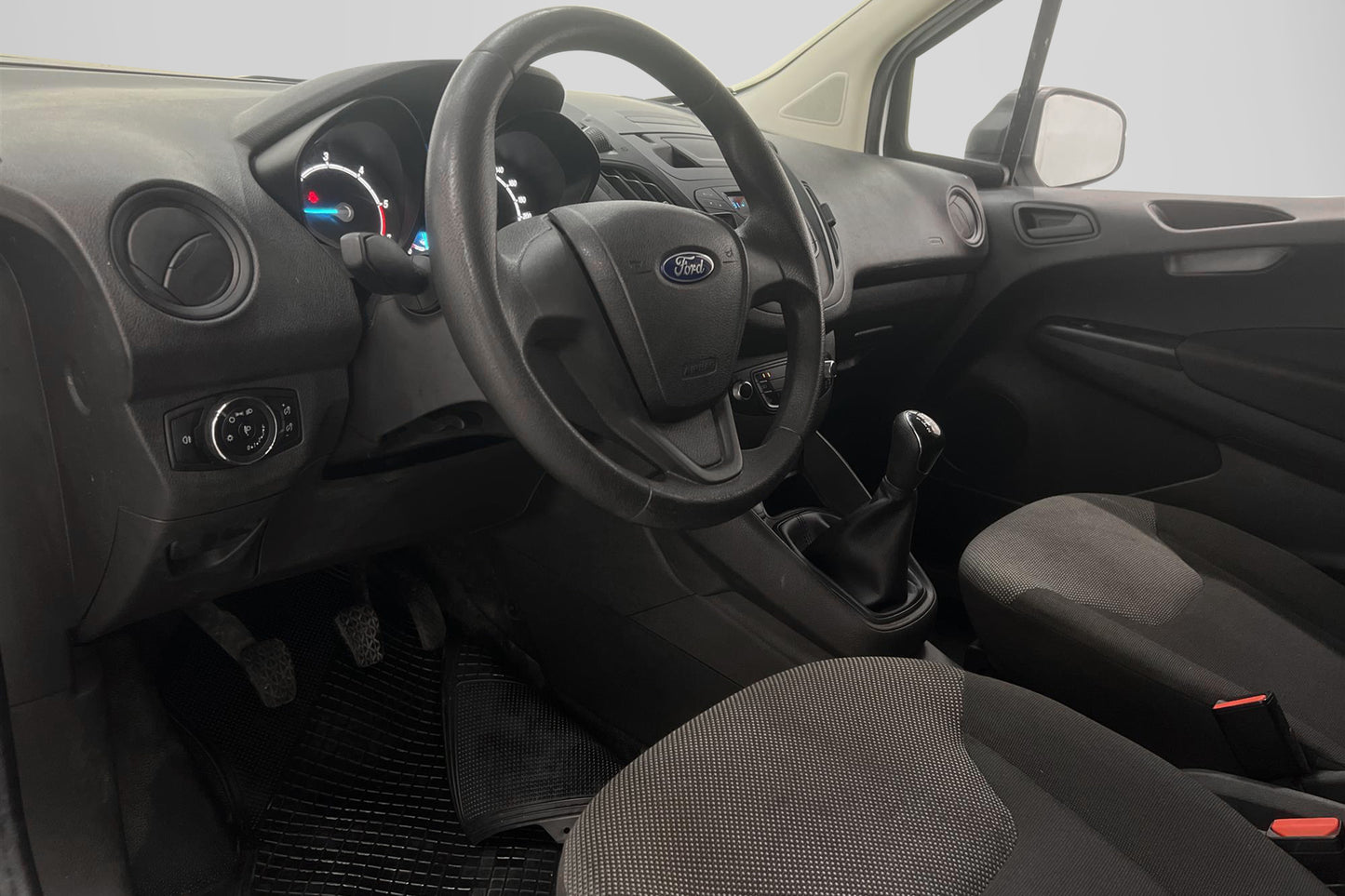 Ford Transit Courier 1.5TDCi Euro 6 Låg Förbrukning