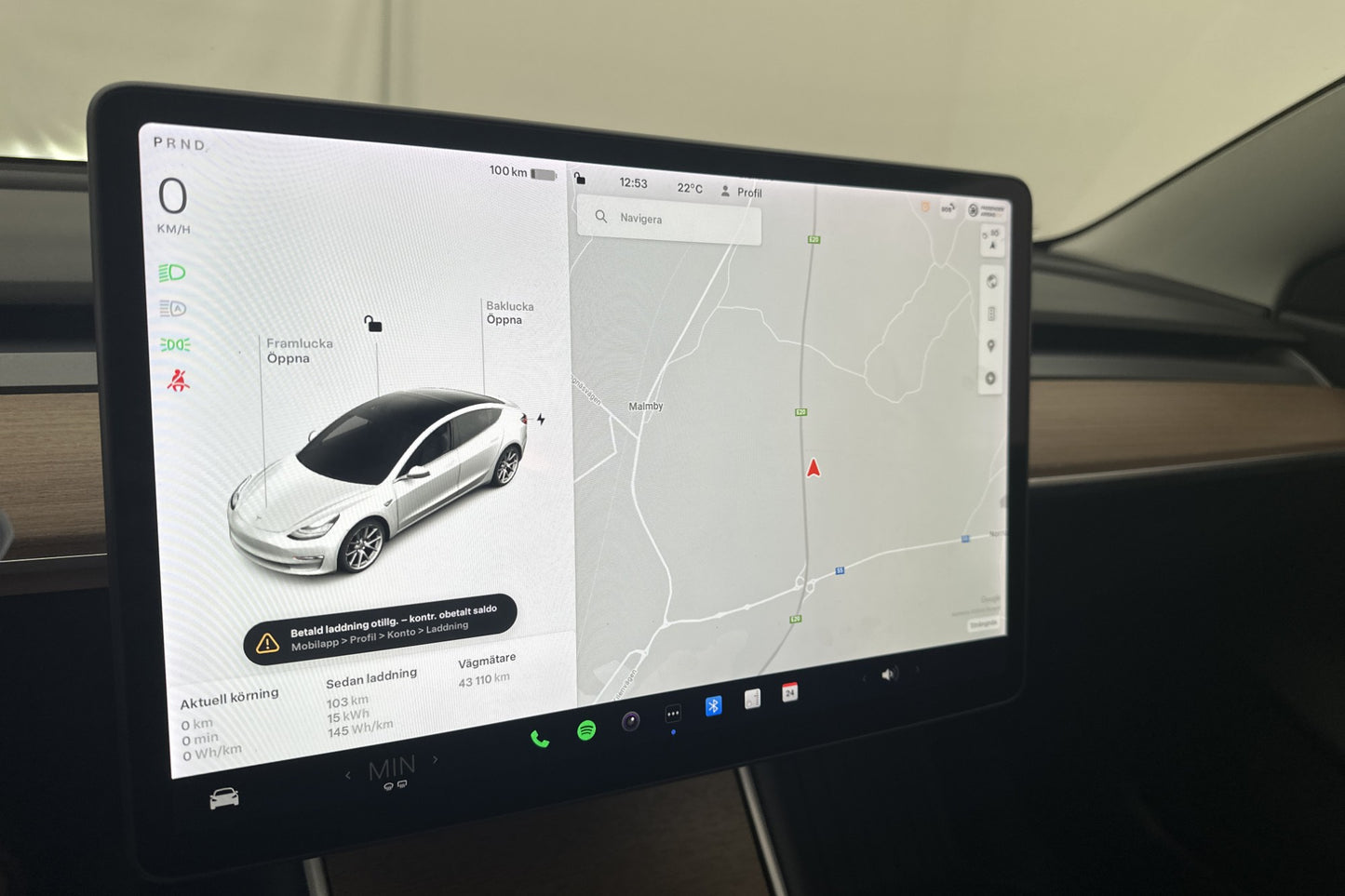 Tesla Model 3 Long Range AWD 440hk En-brukare Svensksåld