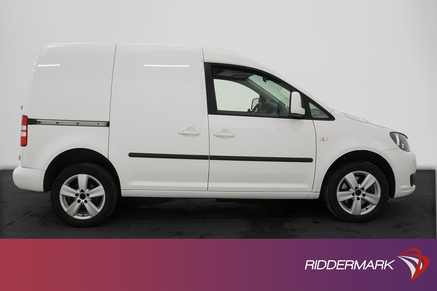 Volkswagen Caddy 2.0TDI DSG 4Motion 140hk Värmare Dragkrok