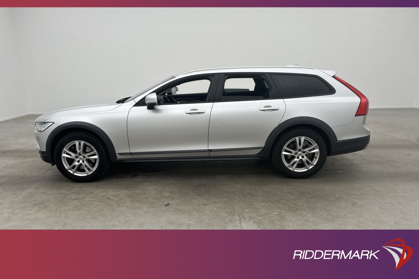 Volvo V90 Cross Country D4 AWD Momentum VOC D-Värm Drag