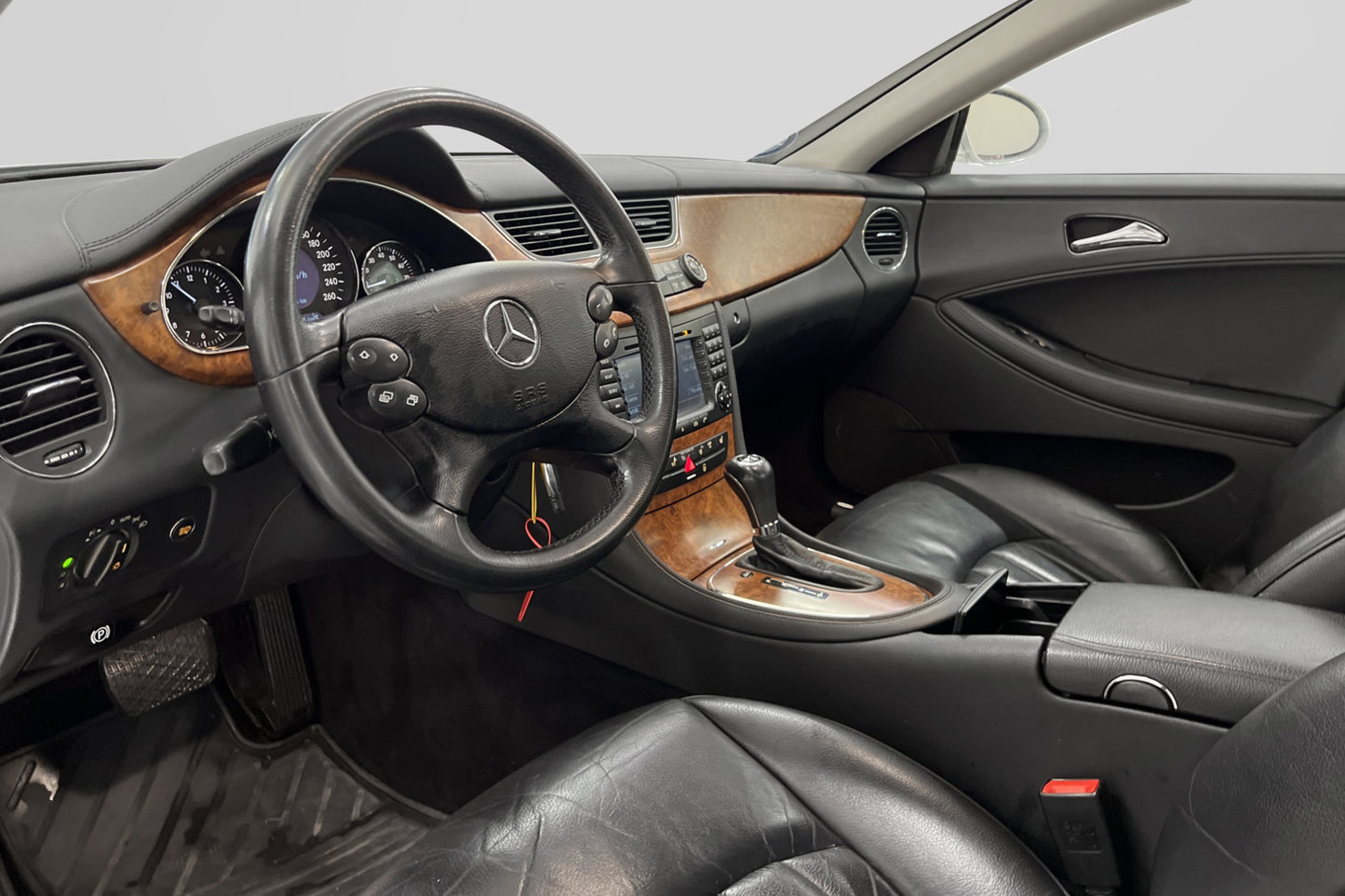 Mercedes-Benz CLS 350 CGI Navi Skinn Nyservad 292hk