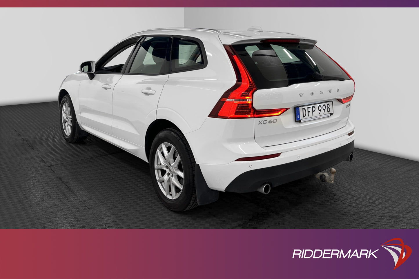 Volvo XC60 D4 AWD 190hk Advanced VOC Pano Kamera Drag Skinn