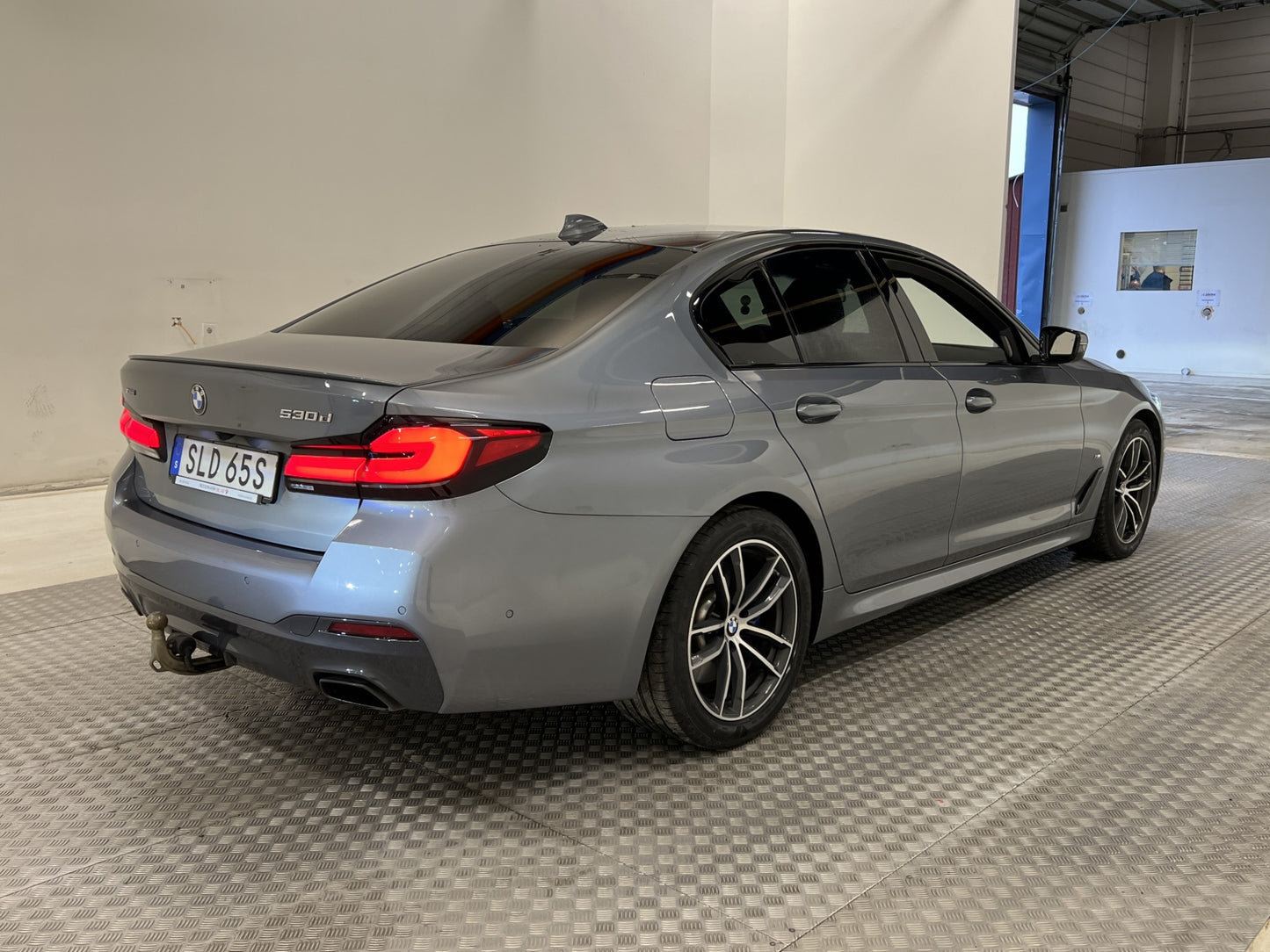 BMW 530d xDrive M Sport Värmare 360° H/K Taklucka Laser MOMS