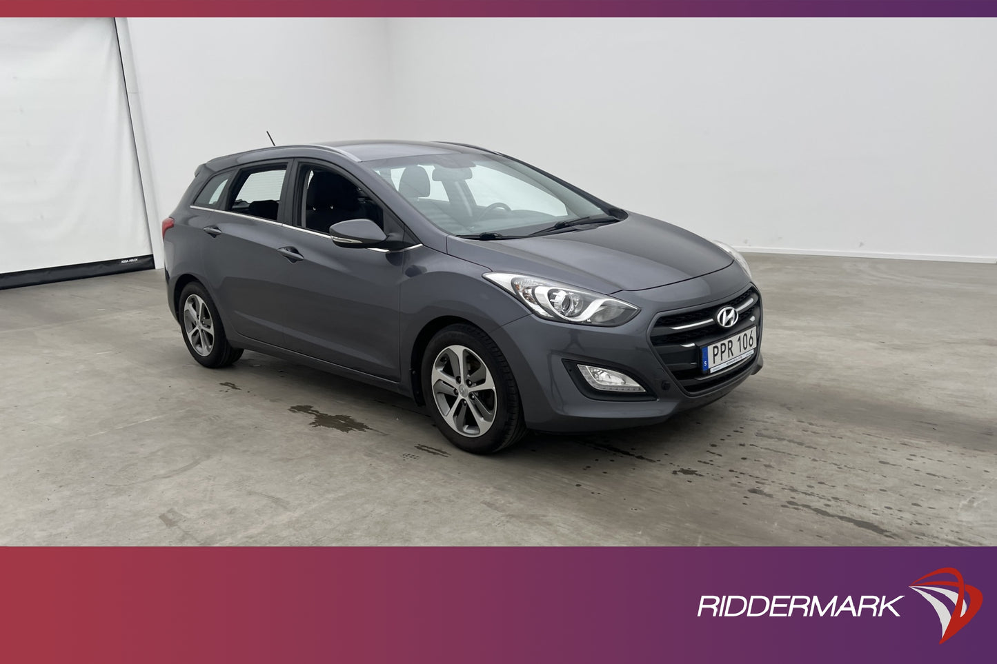 Hyundai i30 GDI 135hk Kombi Automat Rattvärme 9683 Mil