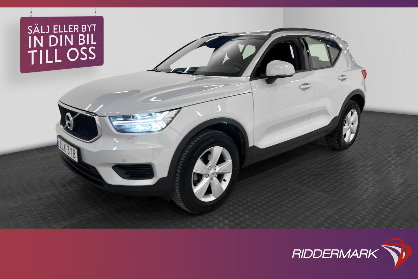 Volvo XC40 T3 163hk Momentum VOC Värmare Keyless Välservad