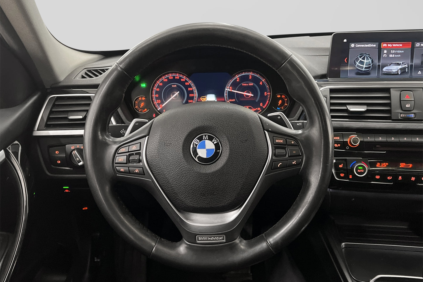 BMW 320 d xDrive Touring 190hk Sport line Navi Cockpit MOMS