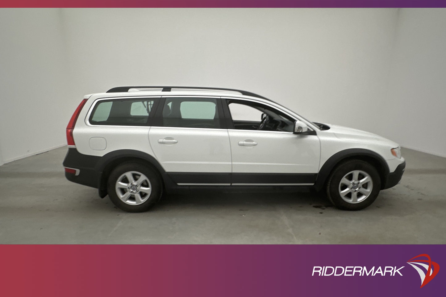 Volvo XC70 D4 AWD 181hk Momentum Värmare Rattvärme Dragkrok