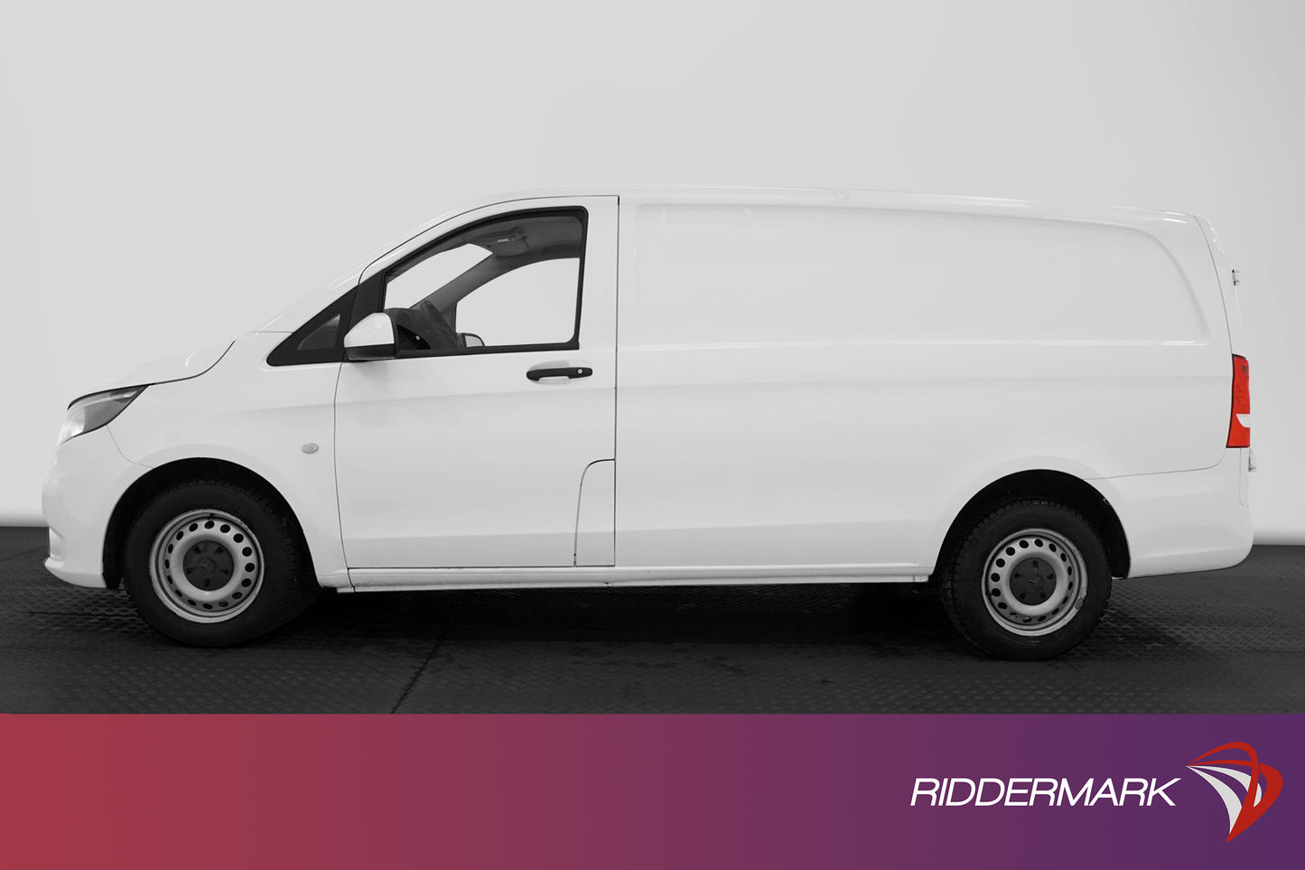 Mercedes-Benz Vito L2 109d Dragkrok Värmare 3-sits Nyservad