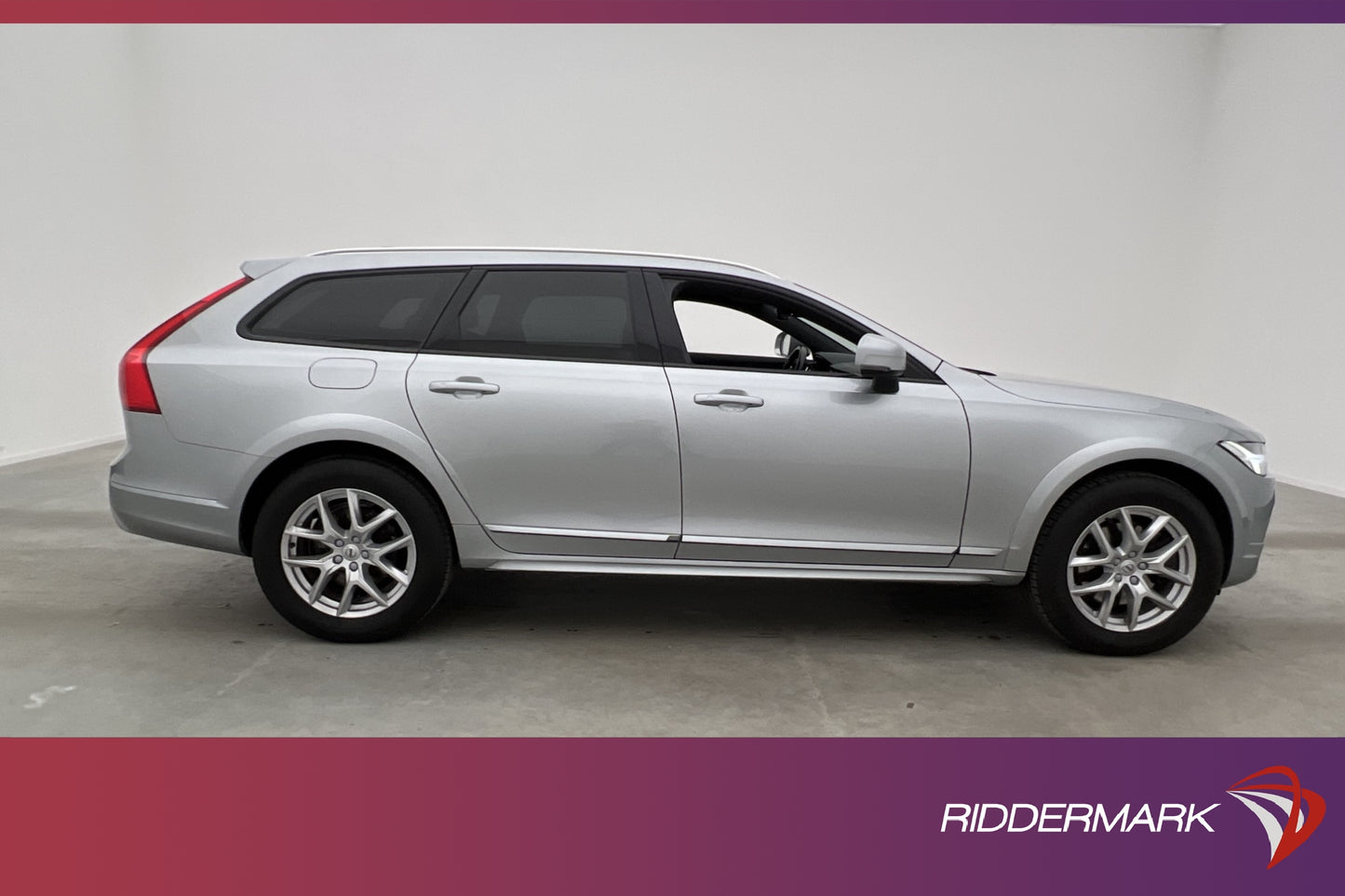 Volvo V90 Cross Country D4 AWD Pro VOC Kamera Navi BLIS Drag