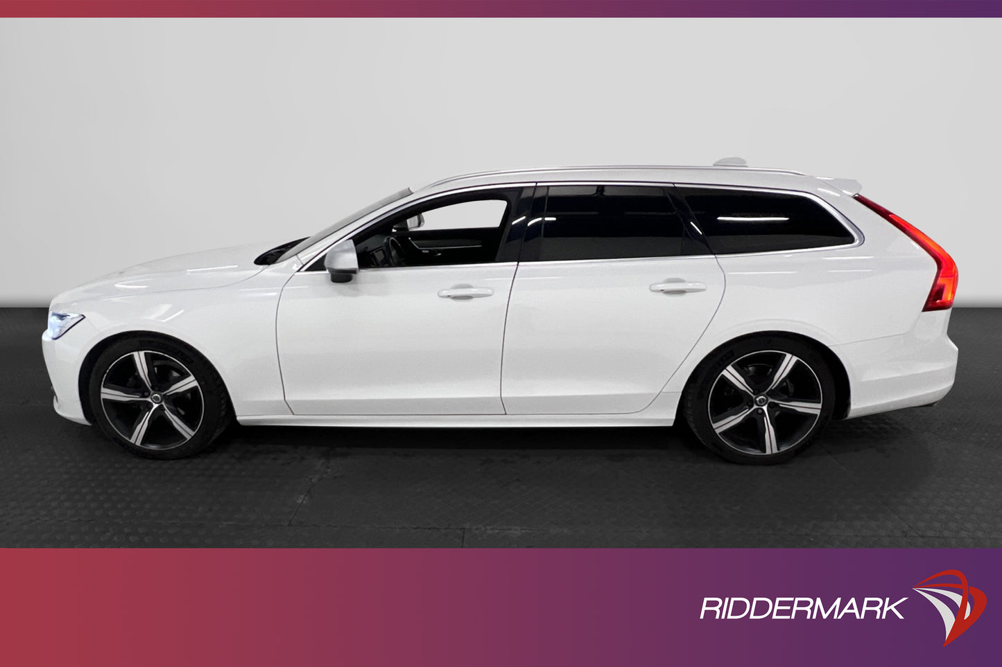 Volvo V90 D3 R-Design VOC Värmare Drag Navi Välservad