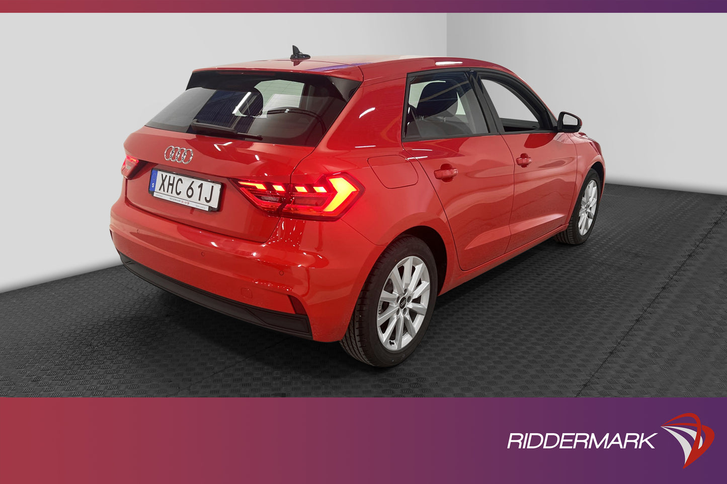 Audi A1 Sportback 30 TFSI 110hk Cockpit Sensorer 0,57l/mil