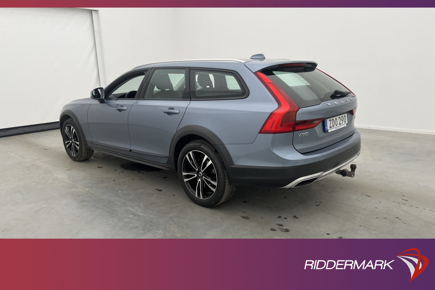 Volvo V90 Cross Country D4 AWD Momentum VOC Drag P-Sensor