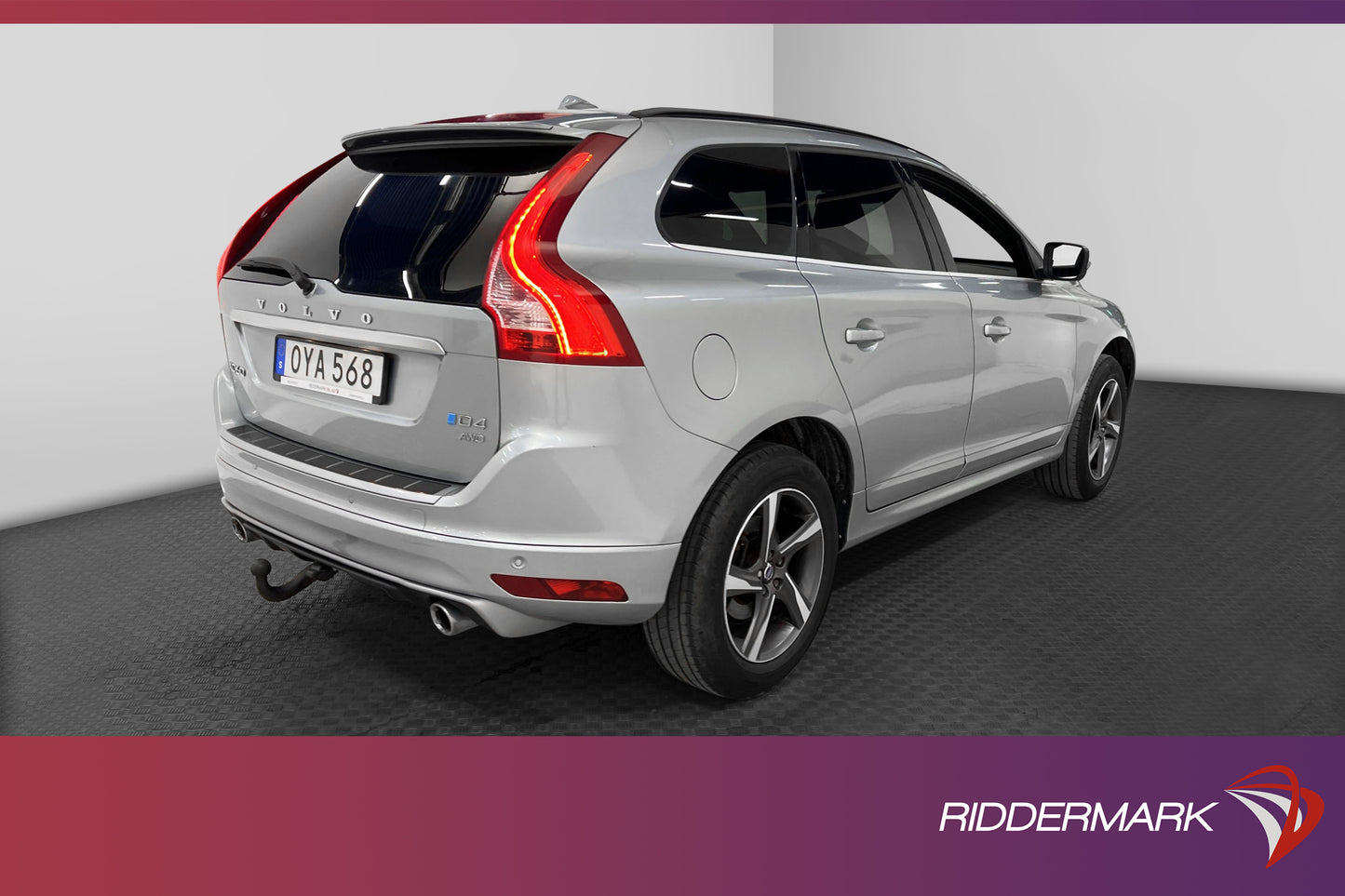 Volvo XC60 D4 220hk AWD R-Design Pano Navi VOC D-värm Drag