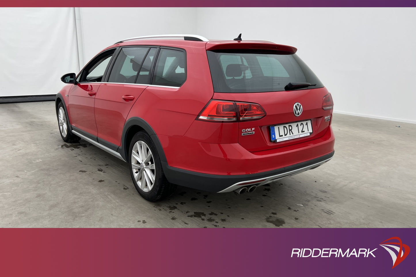 Volkswagen Golf Alltrack 4M 184hk Värm Kamera Drag Välservad