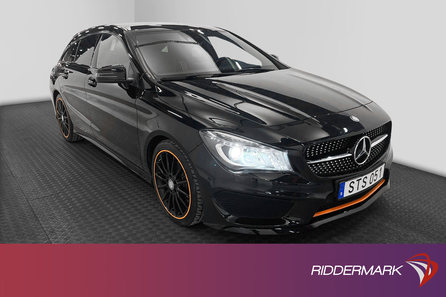 Mercedes-Benz CLA SB 250 4M 211hk Orange H/K Värmare Drag