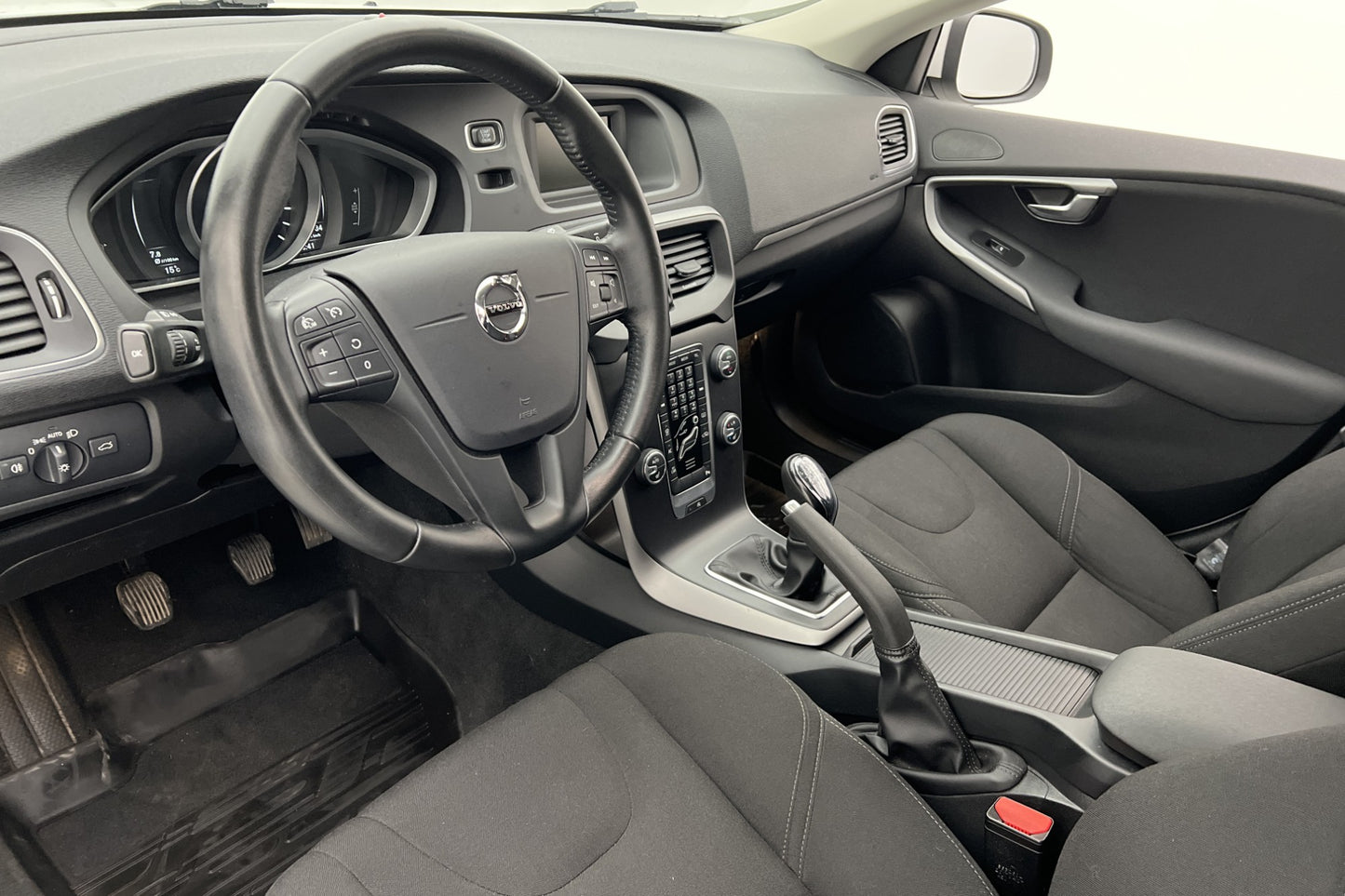 Volvo V40 T3 152hk VOC P-Värmare Välservad