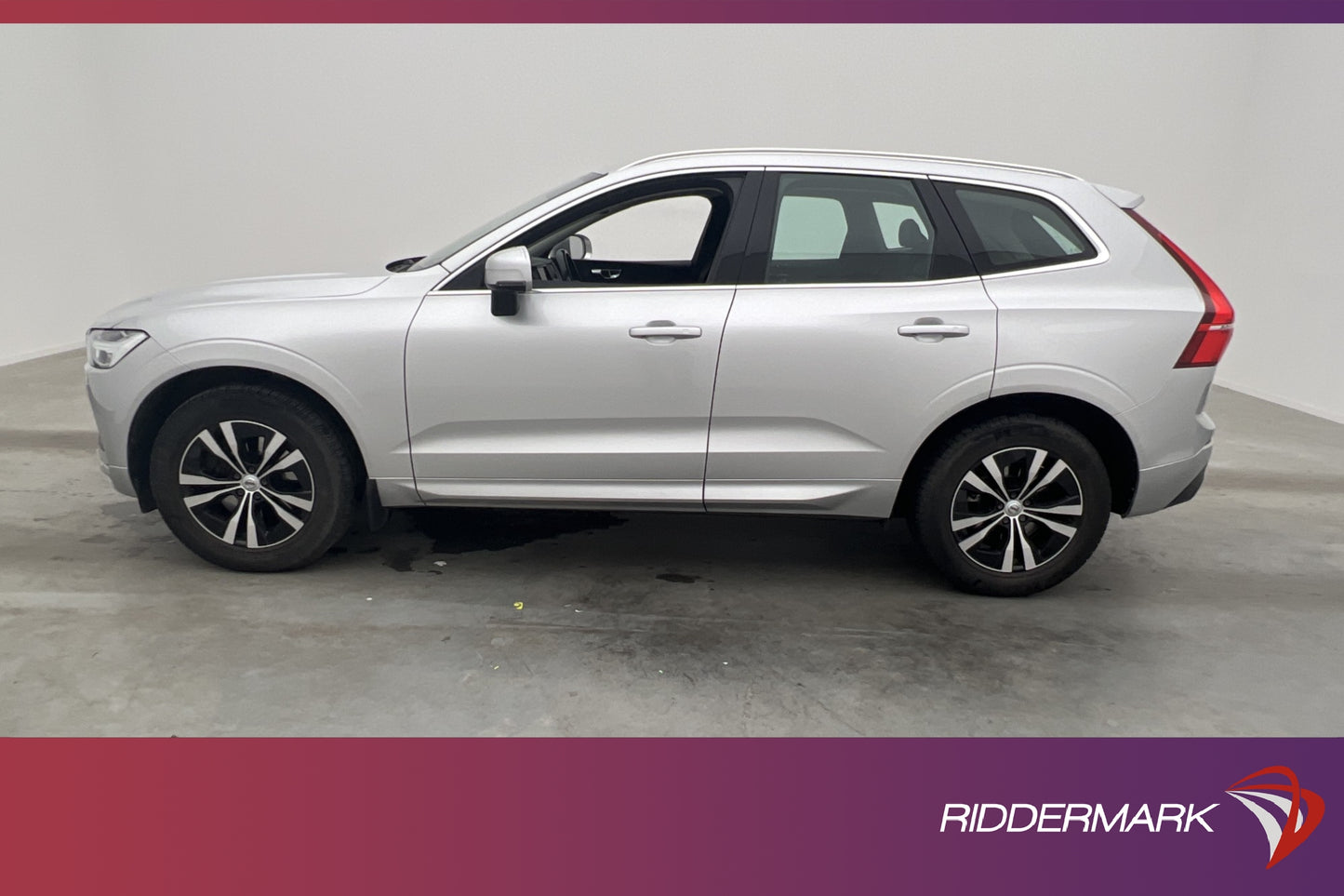 Volvo XC60 B4 AWD Advanced VOC Värm Kamera Keyless Navi Drag