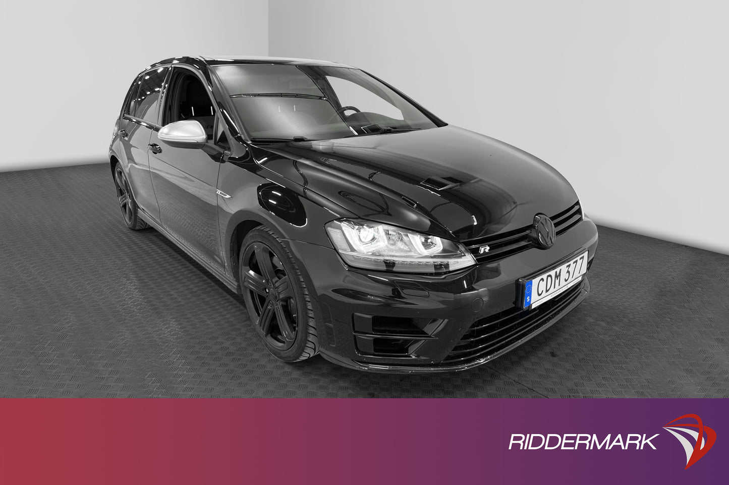 Volkswagen Golf R 2.0 4M DSG  300hk T-lucka B-kamera Navi