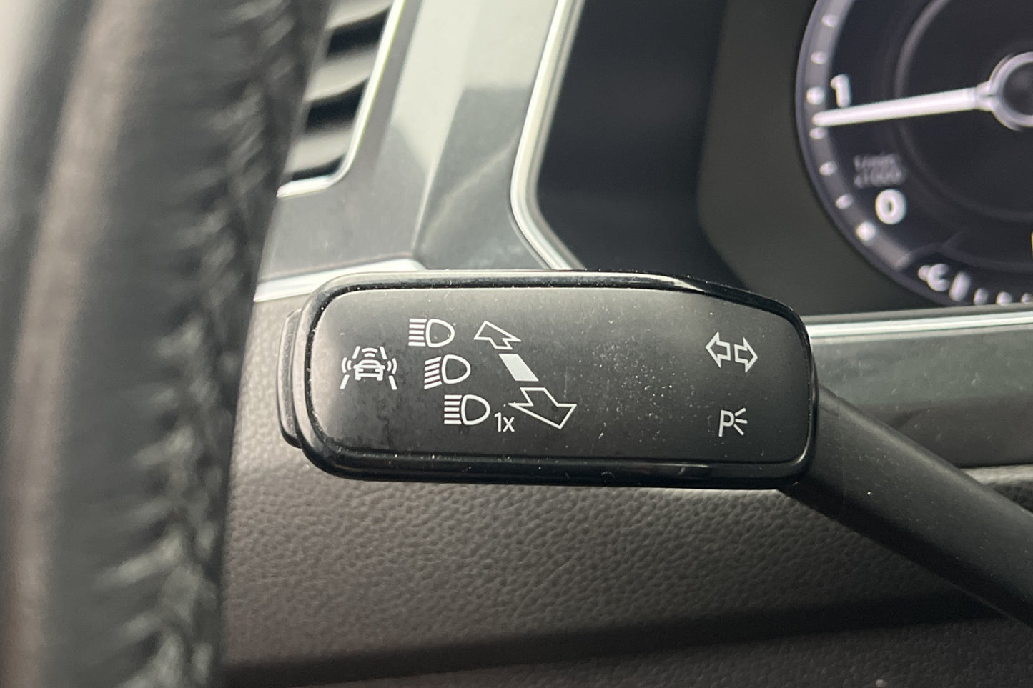 Volkswagen Tiguan Allspace GTS 4M R-Line 7-Sits Cockpit Pano