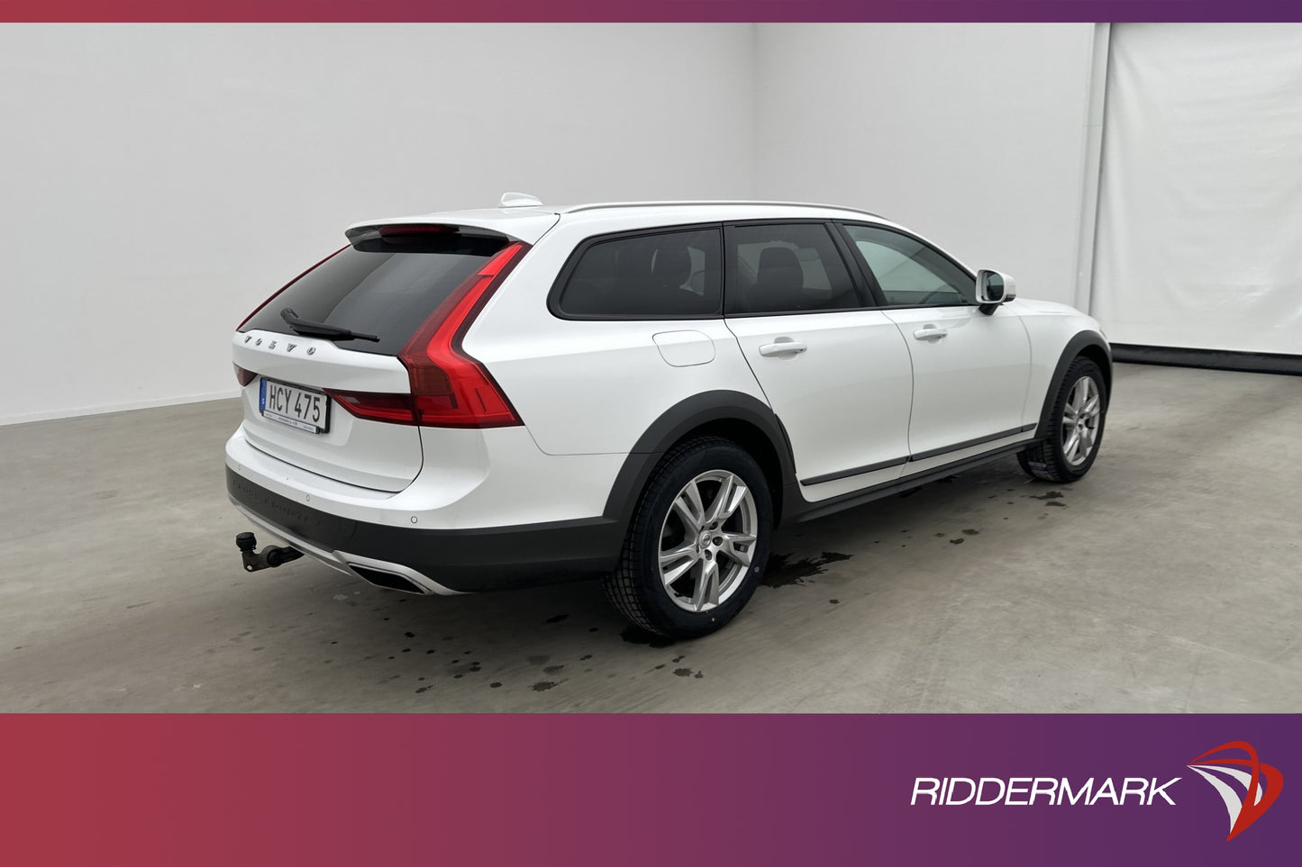 Volvo V90 Cross Country D4 AWD Momentum Värm B-Kam Pano Drag