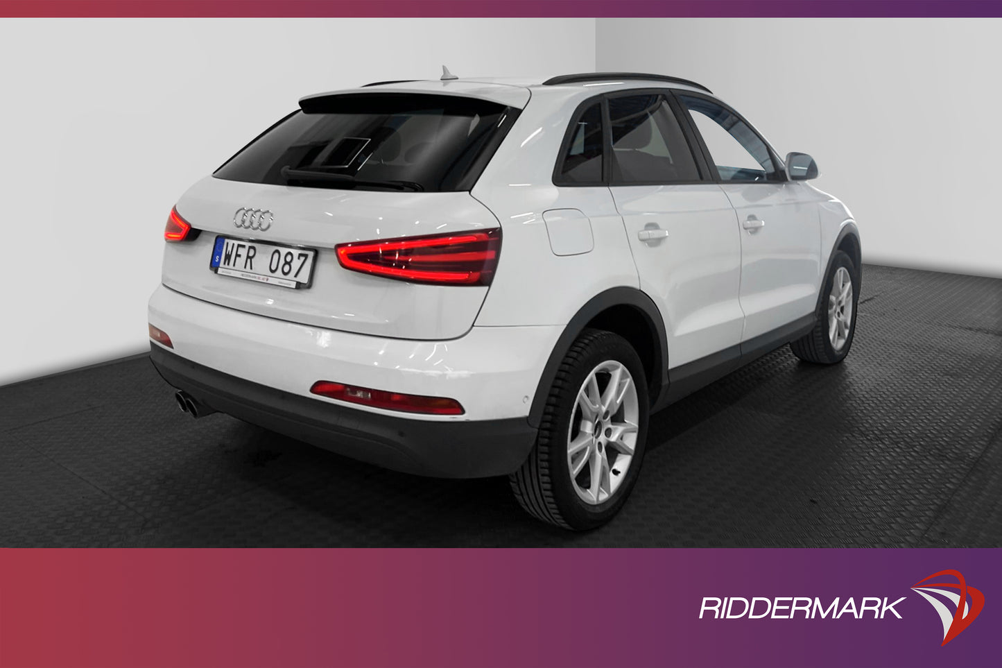 Audi  Q3 2.0 TDI Q S Tronic 177hk  2 Brukare Skinn P-Sensor