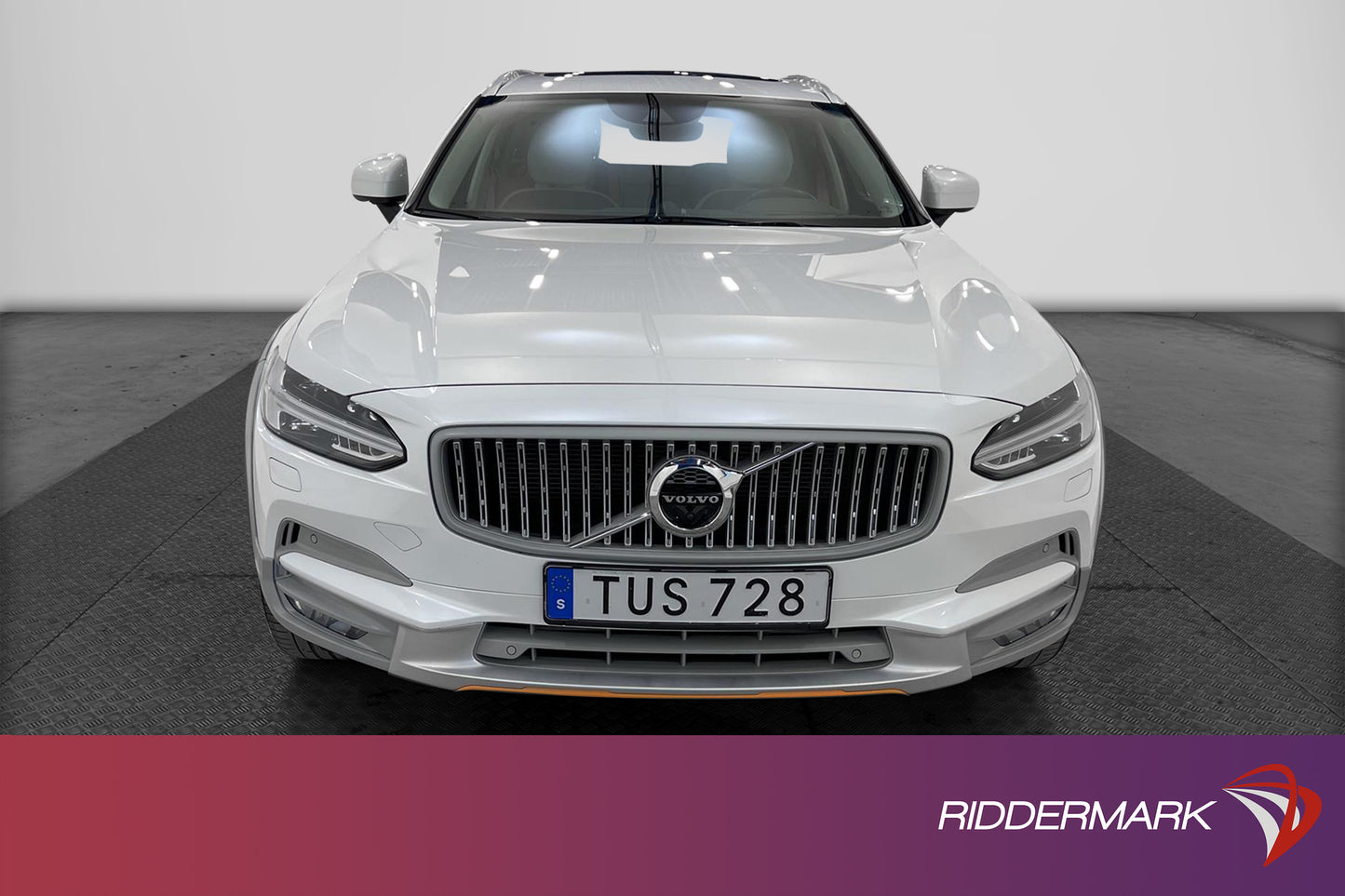 Volvo V90 Cross Country T5 AWD Ocean Race Pro Pano B&W