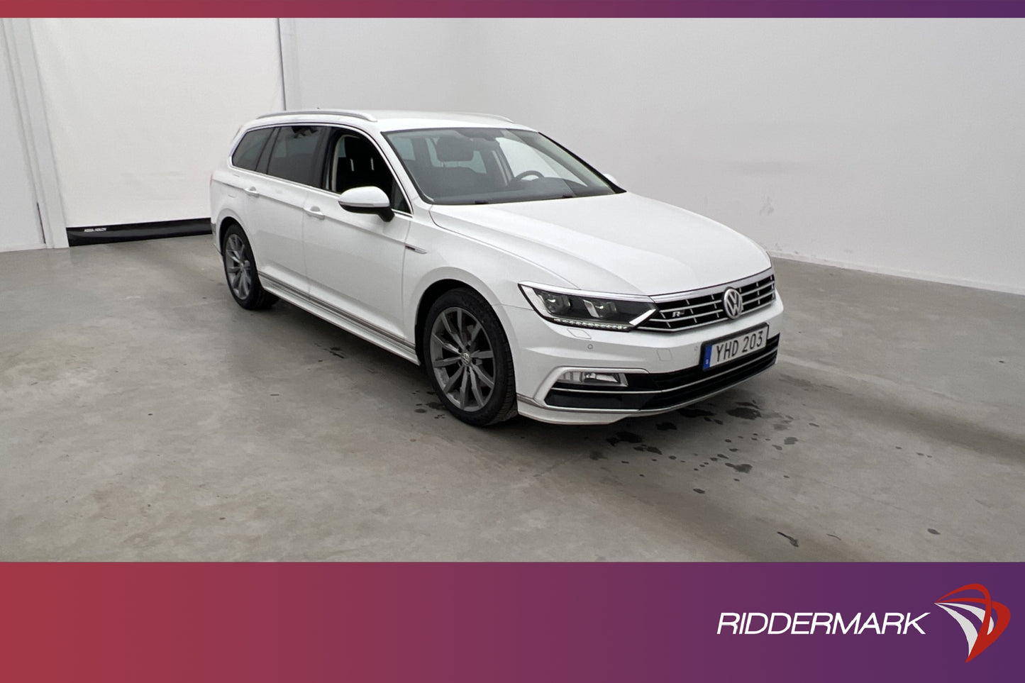 Volkswagen Passat 2.0 TDI 4M 190hk R-Line Värmar Kamera Drag