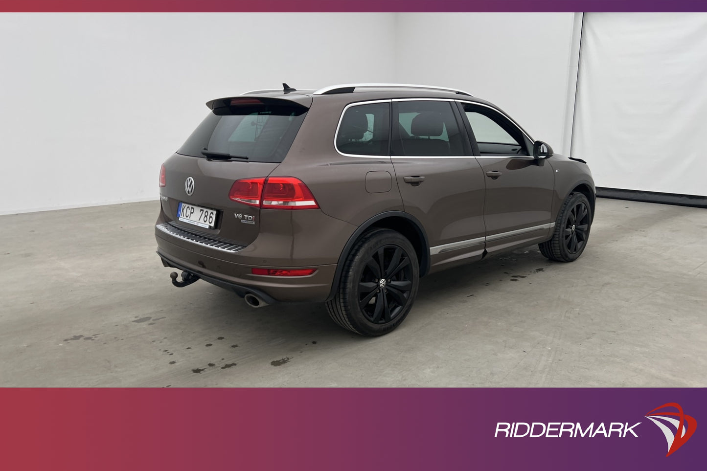 Volkswagen Touareg V6 4M 245hk R-Line Värmare 360° Navi Drag