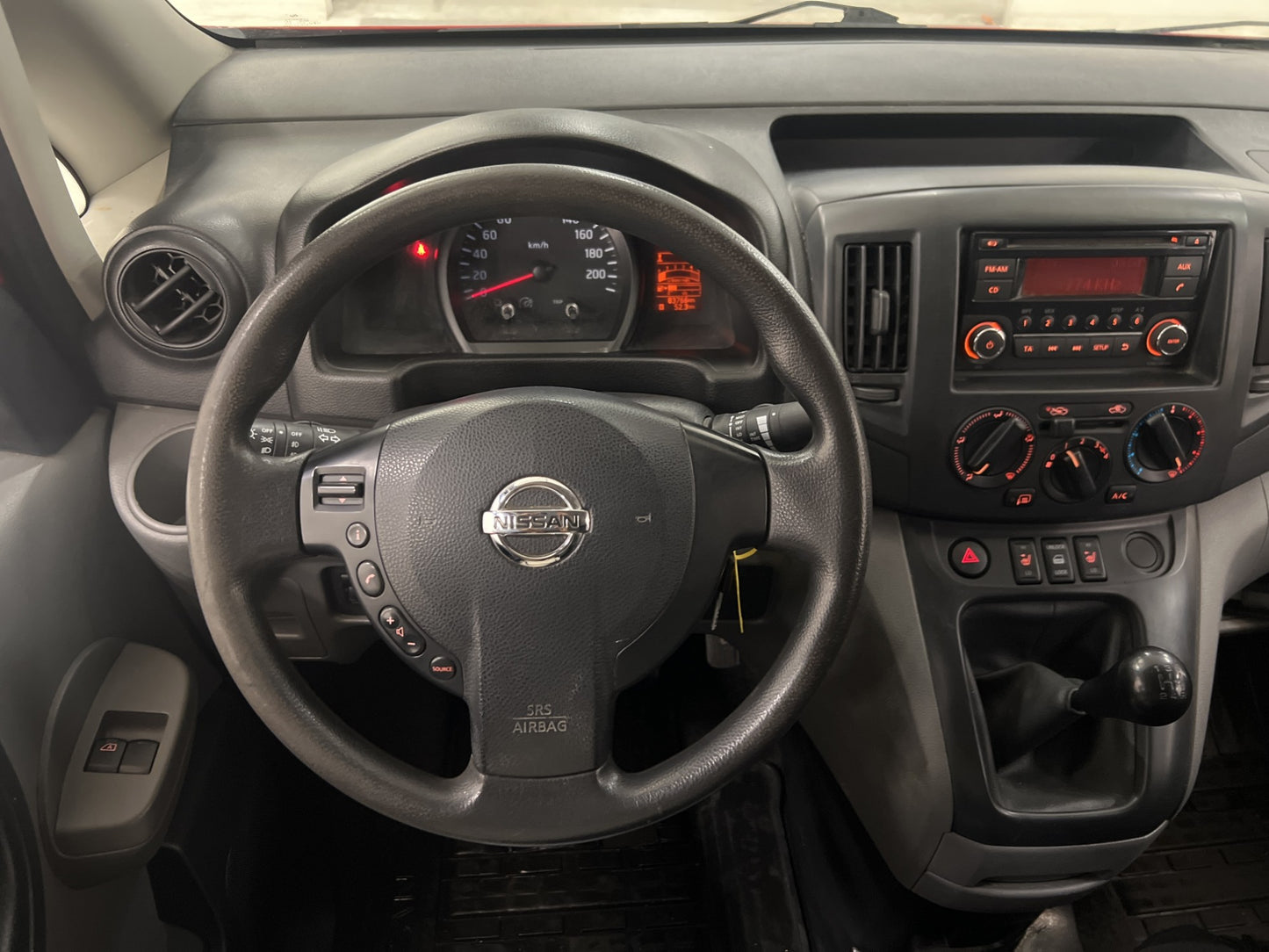 Nissan NV200 1.5dCi 90hk Dragkrok Ny-Kamrem LÅGMIL 1-Ägare