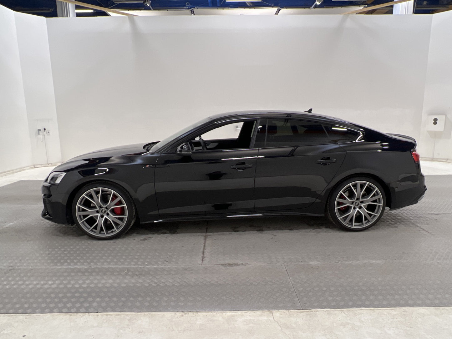 Audi A5 Sportback Q 265hk  S-Line Competition Cockpit Drag