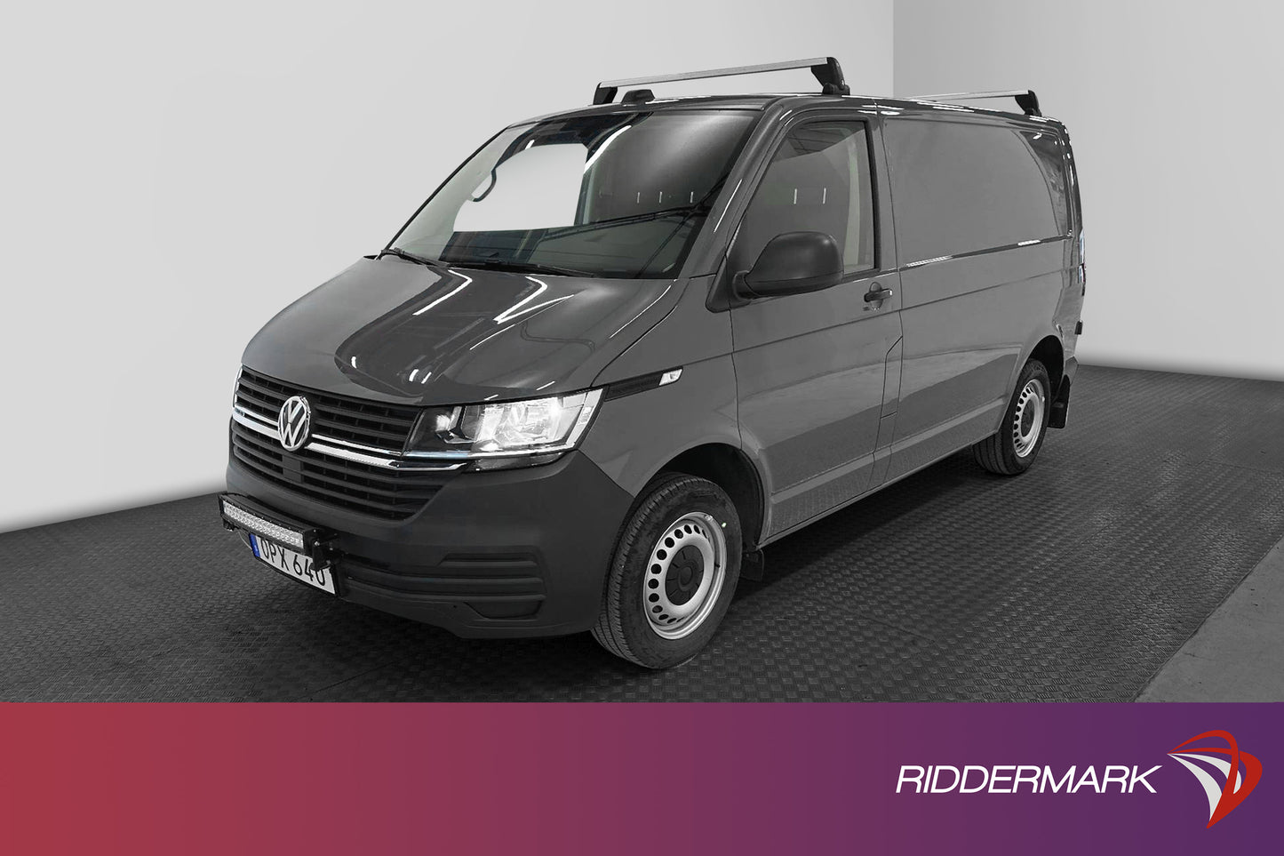 Volkswagen Transporter 2.0 4M 150hk Värmare Navi Drag MOMS