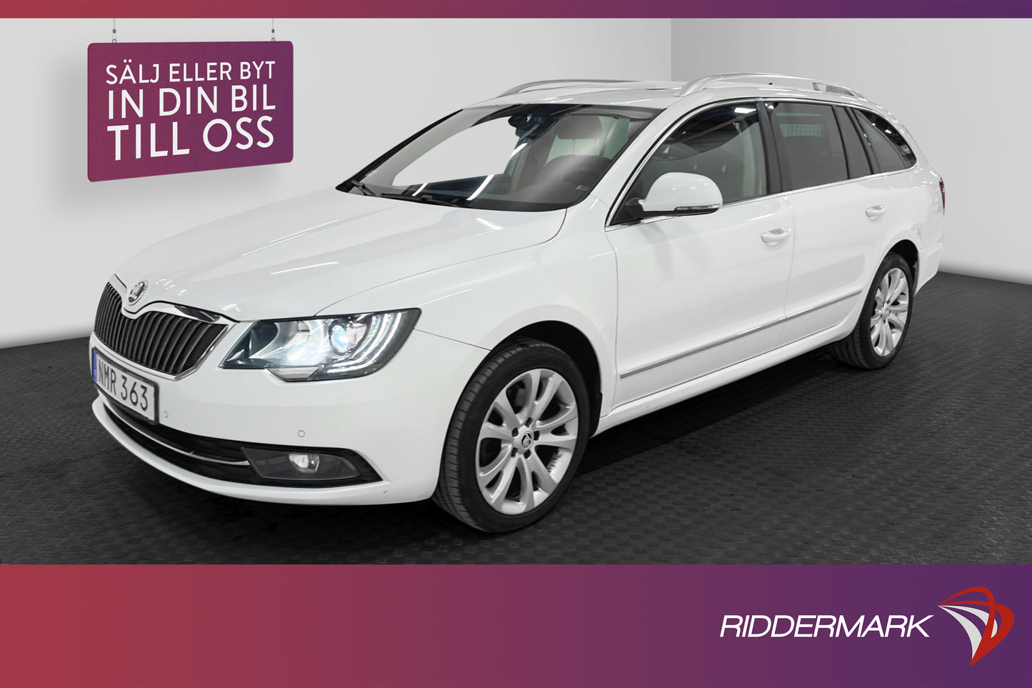 Skoda Superb 2.0 TDI 4x4 170hk Business Pano Värmare Drag