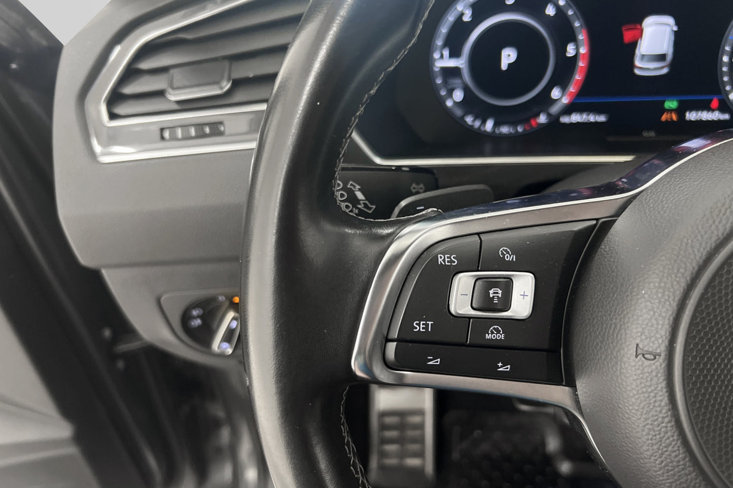 Volkswagen Tiguan Allspace 4M R-Line Cockpit Dynaudio HUD