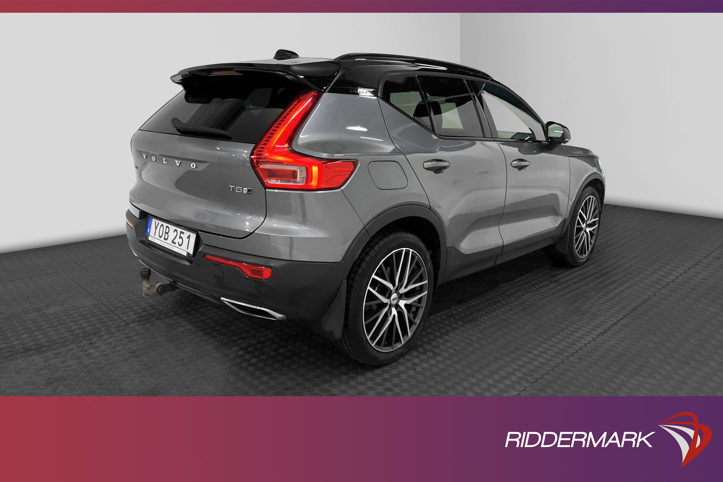 Volvo XC40 T5 AWD 247hk R-Design VOC Pano H/K 360° Navi Drag