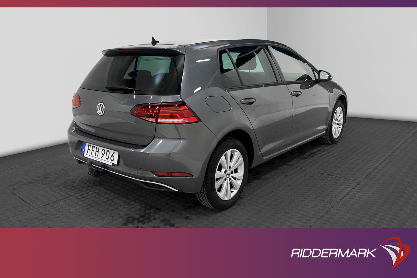 Volkswagen Golf 1.0 TSI 115hk Kamera Carplay Drag Välservad