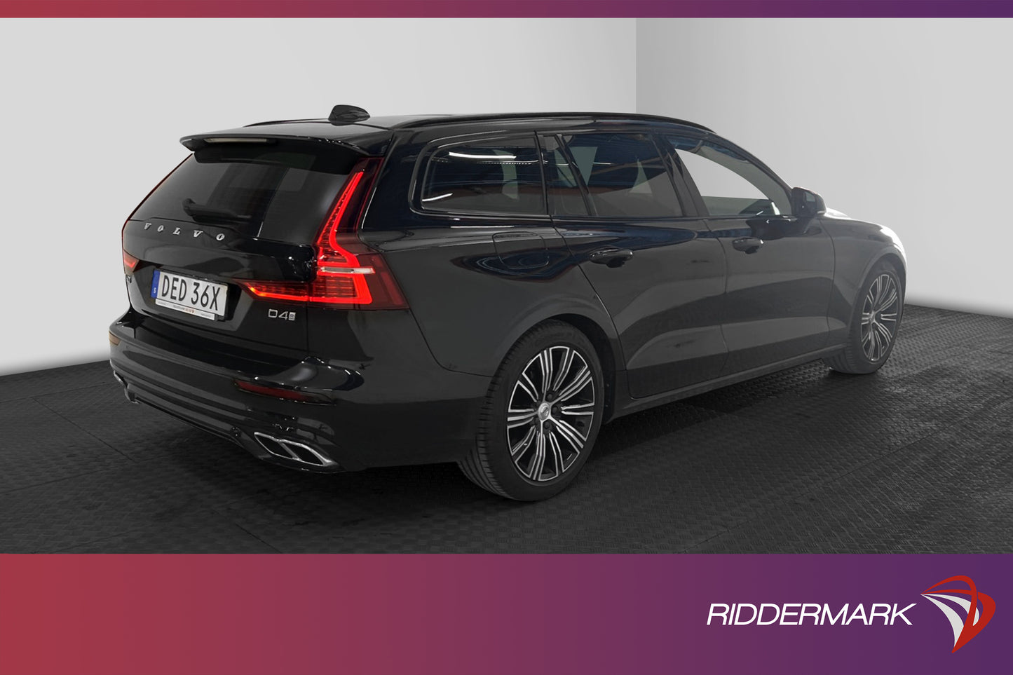 Volvo V60 D4 190hk R-Design D-värm VOC Pano H/K Navi Bkamera