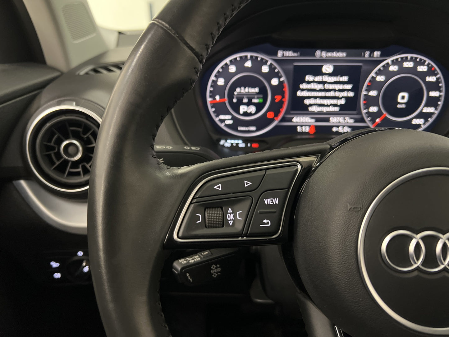 Audi Q2 35 TFSI 150hk Proline Sport Cockpit Navi Sensorer