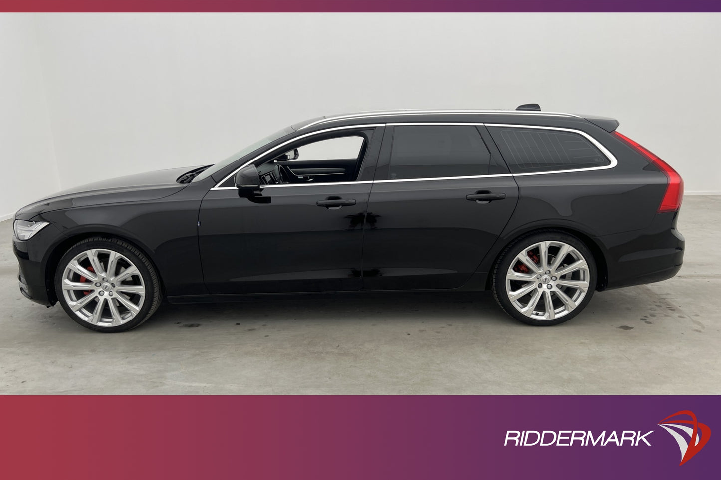 Volvo V90 D4 AWD Advanced Edt Pano VOC Värm Sensorer Drag