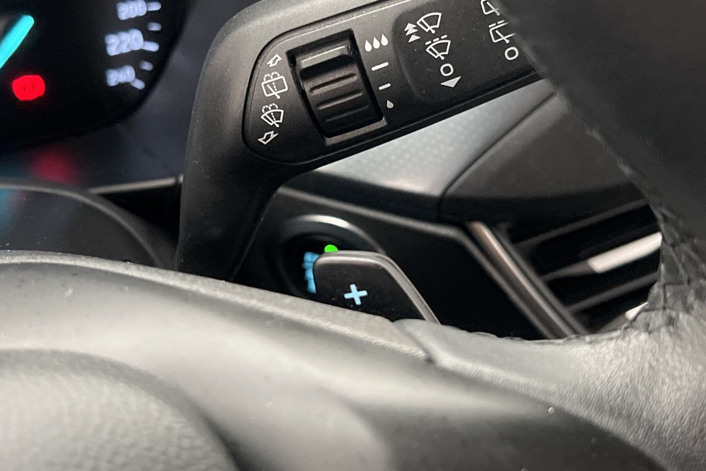 Ford Focus Active EcoBoost 125hk Launch Edt Kamera CarPlay