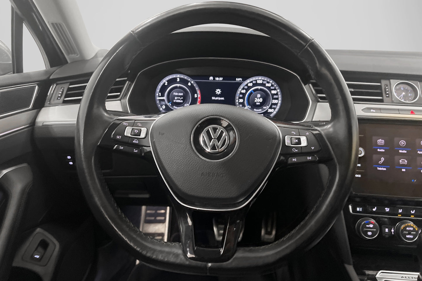 Volkswagen Passat Alltrack 4M 190hk Executive Cockpit Drag