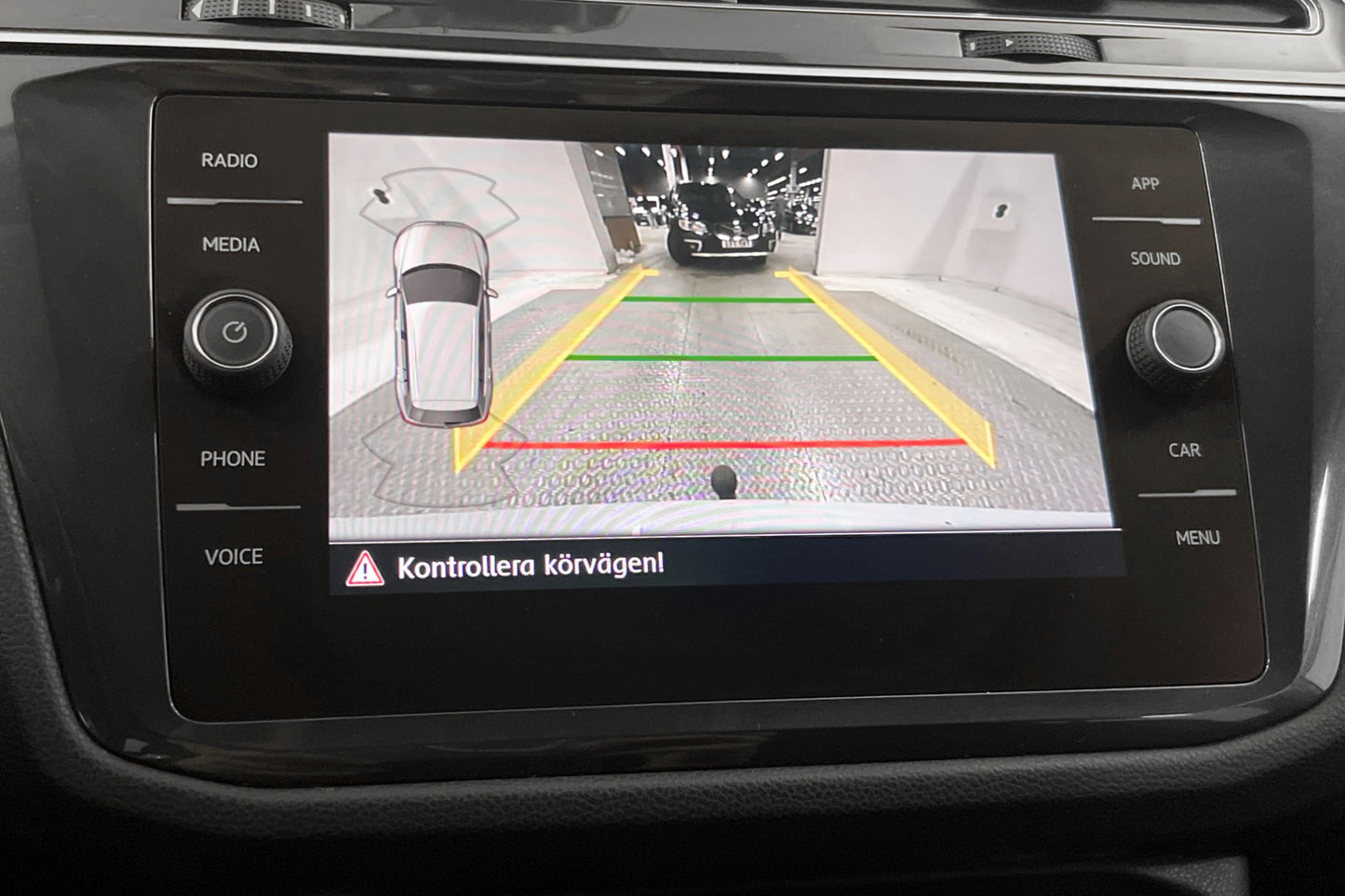 Volkswagen Tiguan Allspace 4M R-Line 7Sits Cockpit Värm Drag