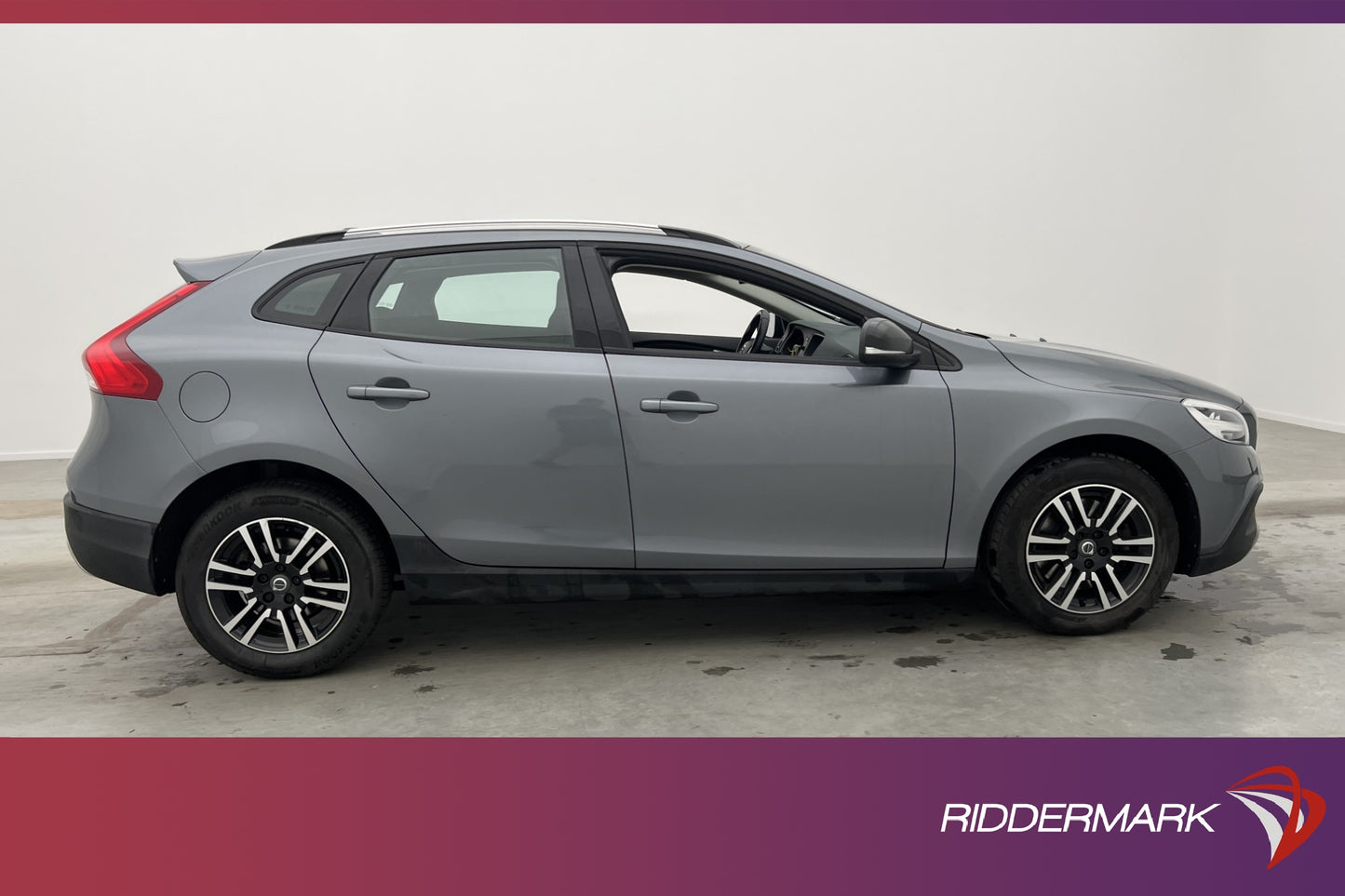 Volvo V40 Cross Country D3 150hk Momentum VOC Värm Sensorer