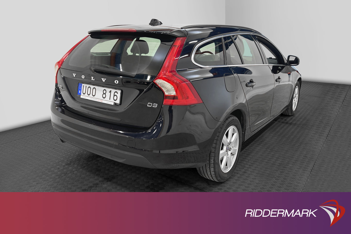 Volvo V60 D3 163hk Momentum D-Värm DRIVe Nyservad 0,57l/mil