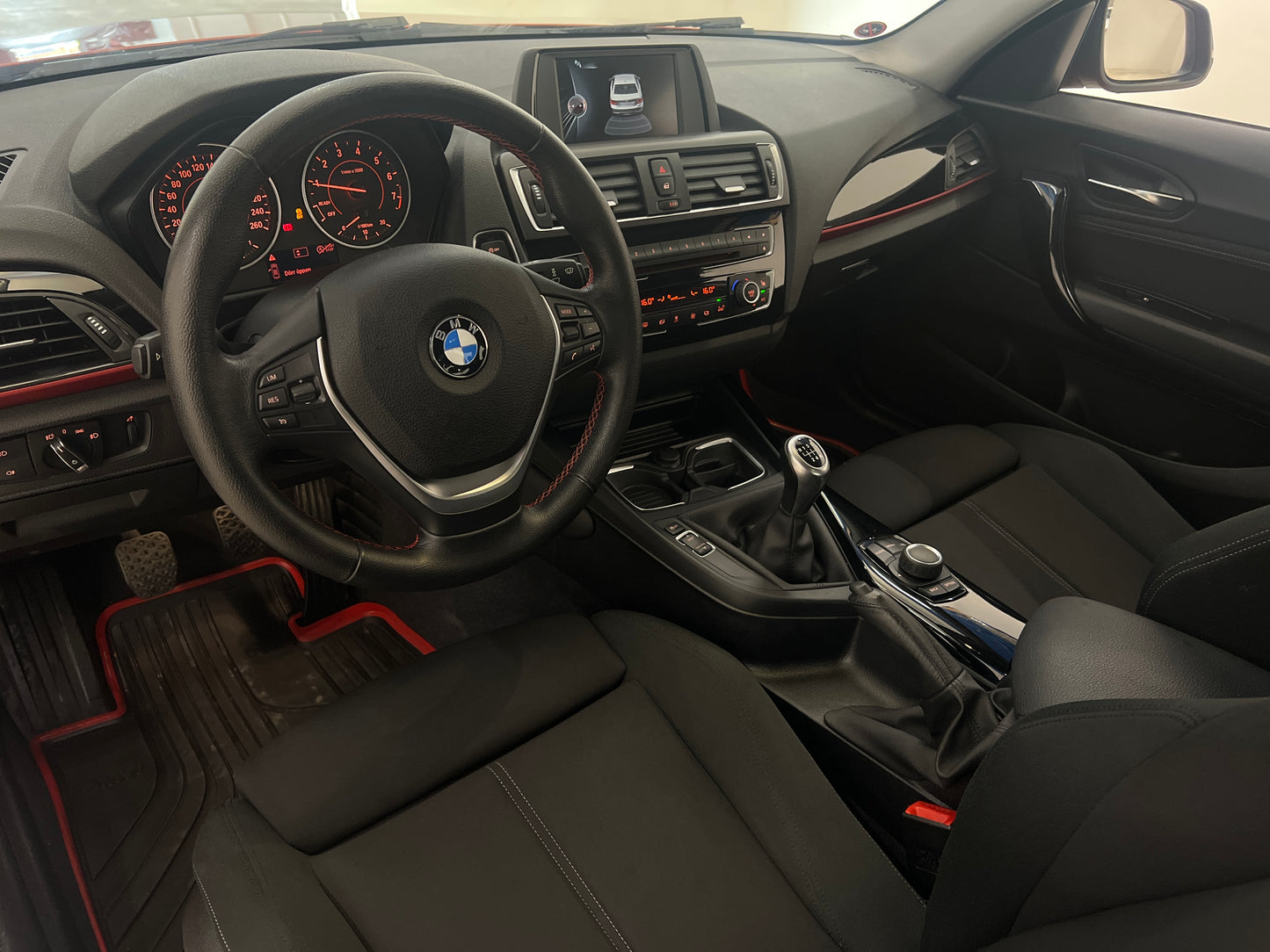 BMW 218i Coupé 136hk Sport line PDC Sportstolar Nyservad