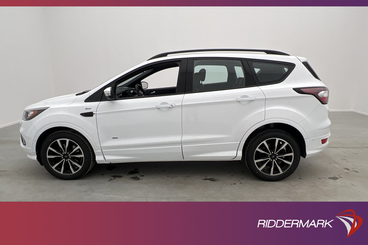 Ford Kuga 2.0 TDCi AWD ST-Line CarPlay P-sensorer 180hk